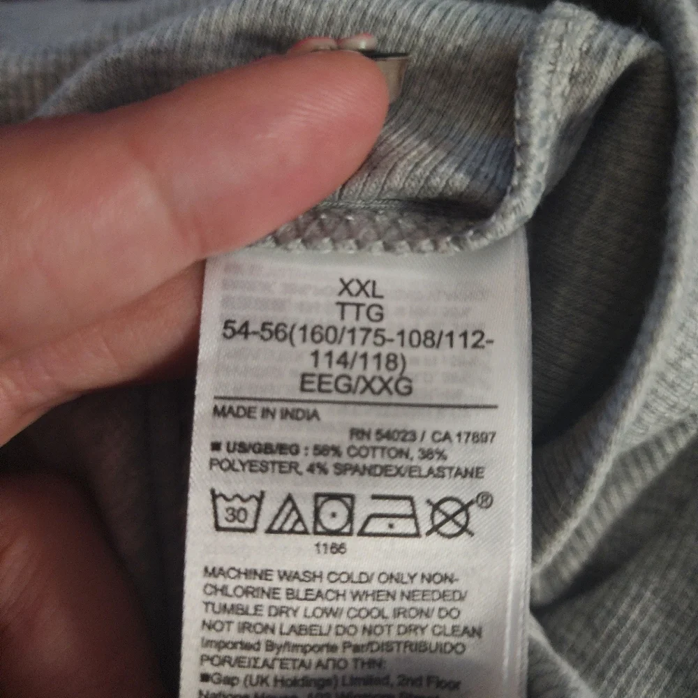 NWT GAP Grey Ribbed Shelf-Bra Tank Top Size XX-Large - Picture 4 of 4